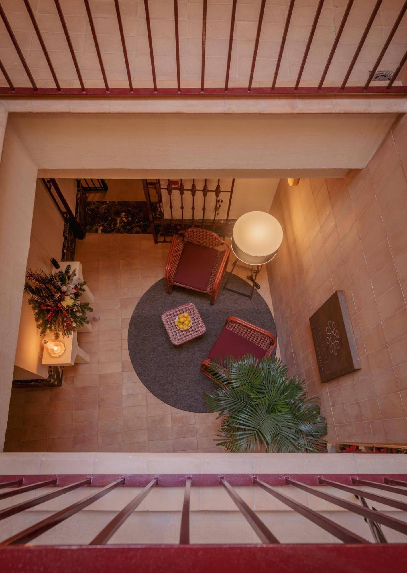 ホテル Lirium Casa Patio セビリア エクステリア 写真