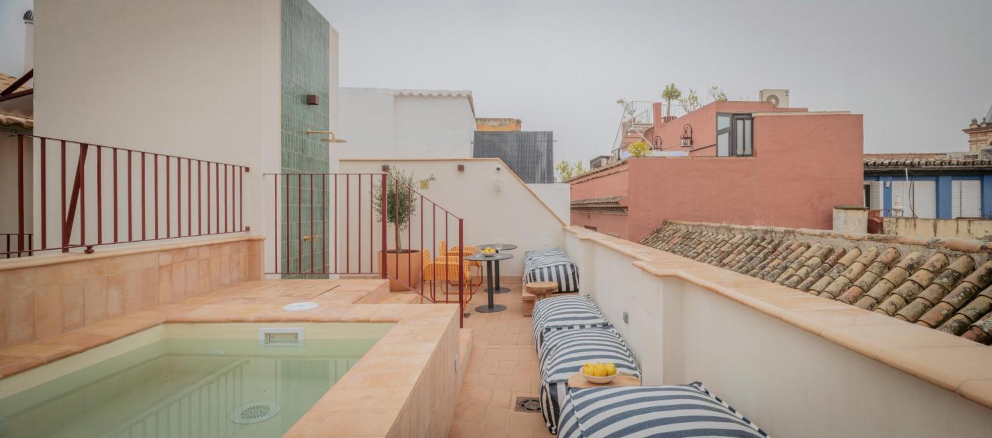 ホテル Lirium Casa Patio セビリア エクステリア 写真