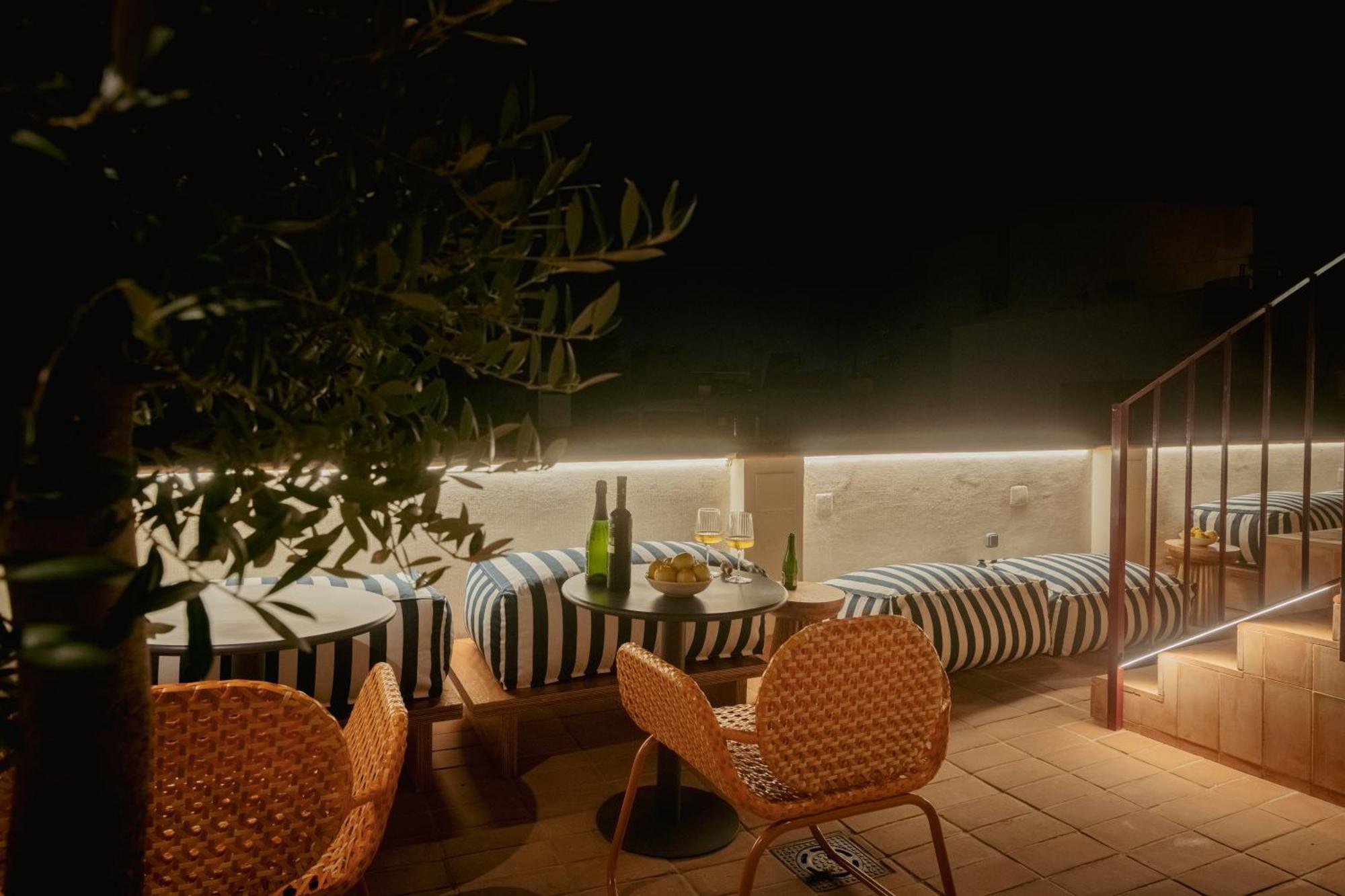 ホテル Lirium Casa Patio セビリア エクステリア 写真